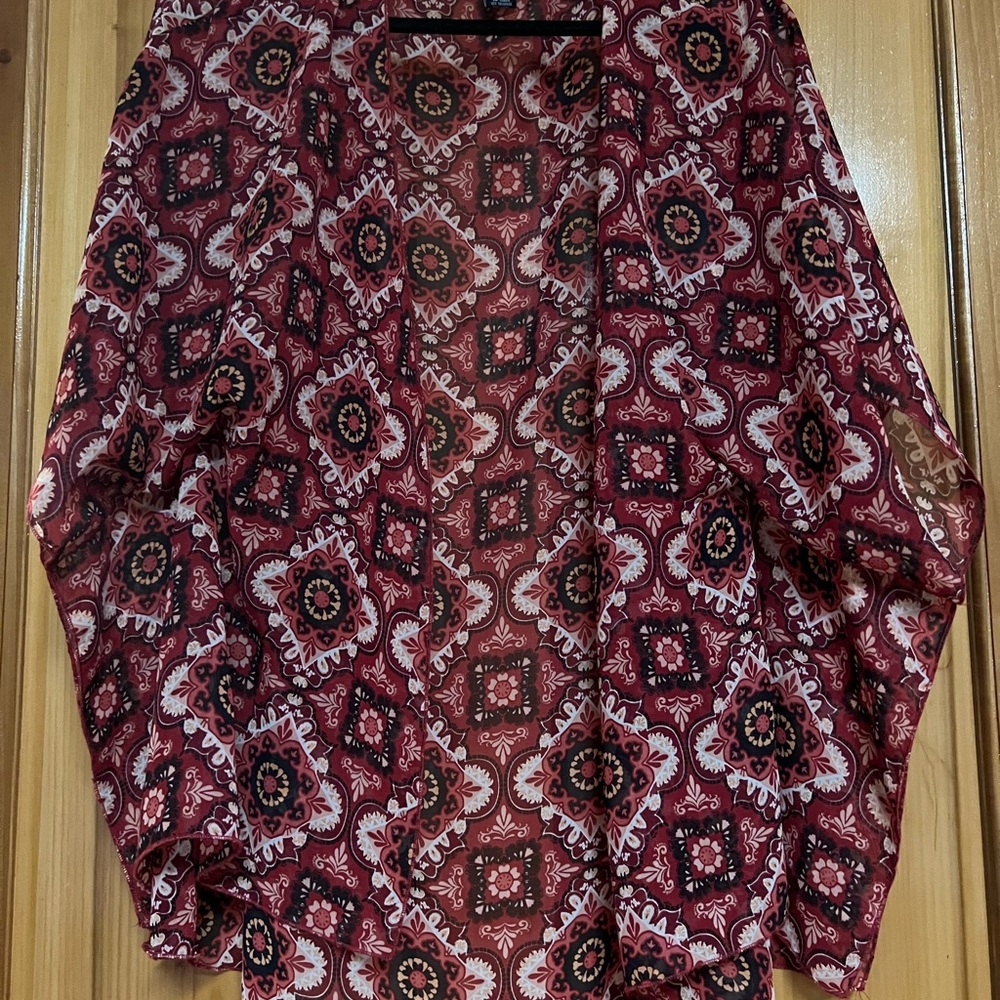 Rue21 Burgundy Floral Kimono